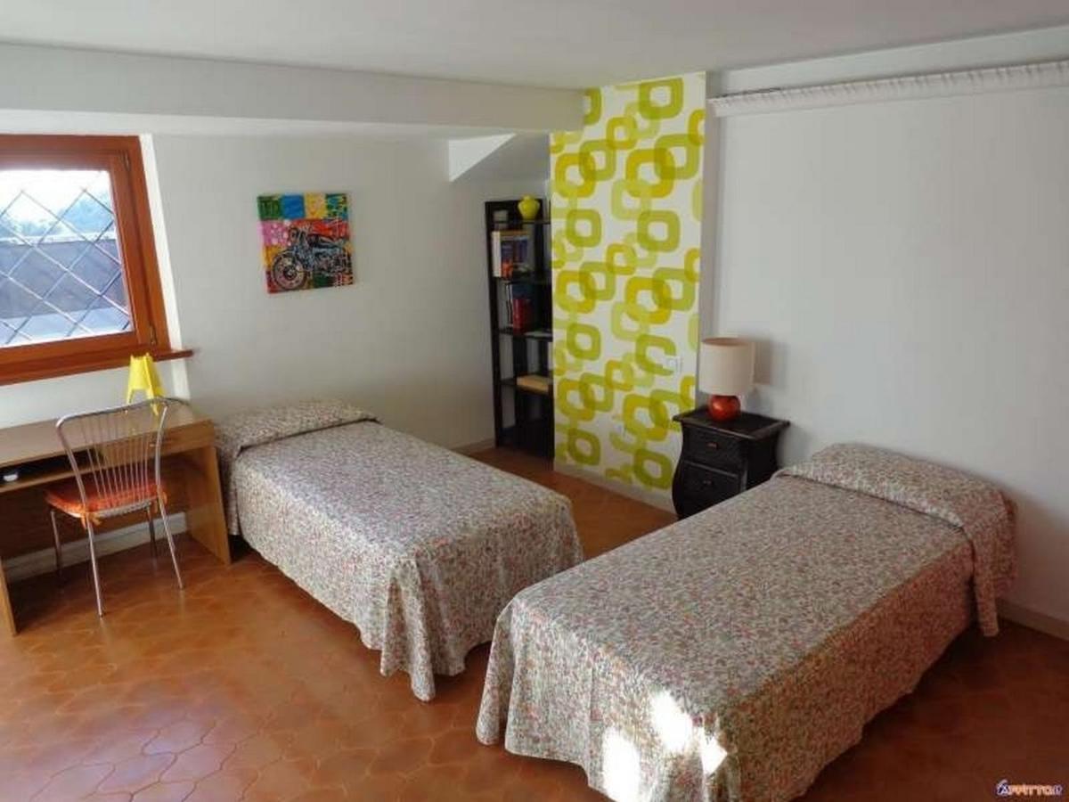 Appartamento Genziana - Con Vista Piscina E Garage Сирмионе Екстериор снимка